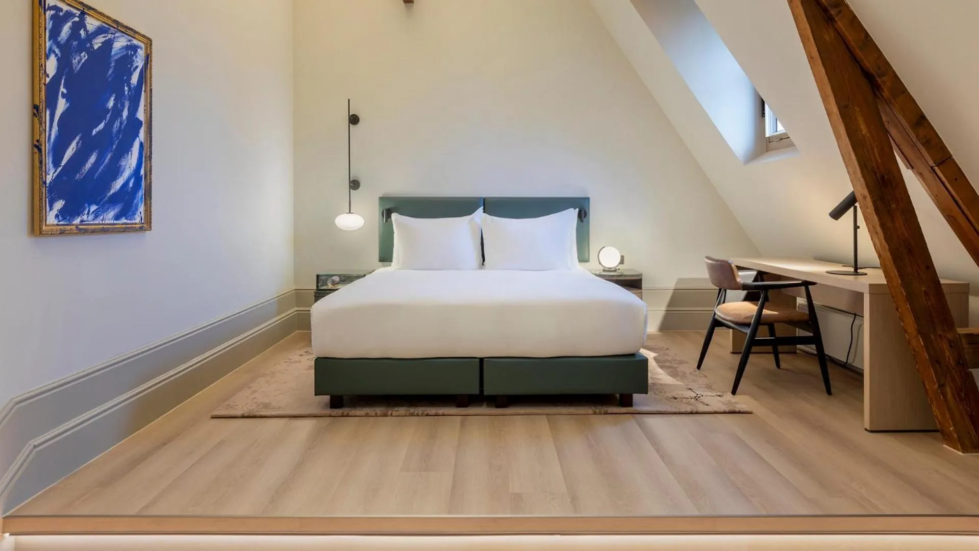 The College Hotel Amsterdam, Autograph Collection