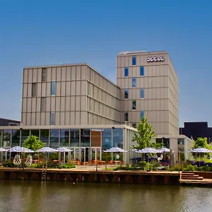 Yotel Hotel