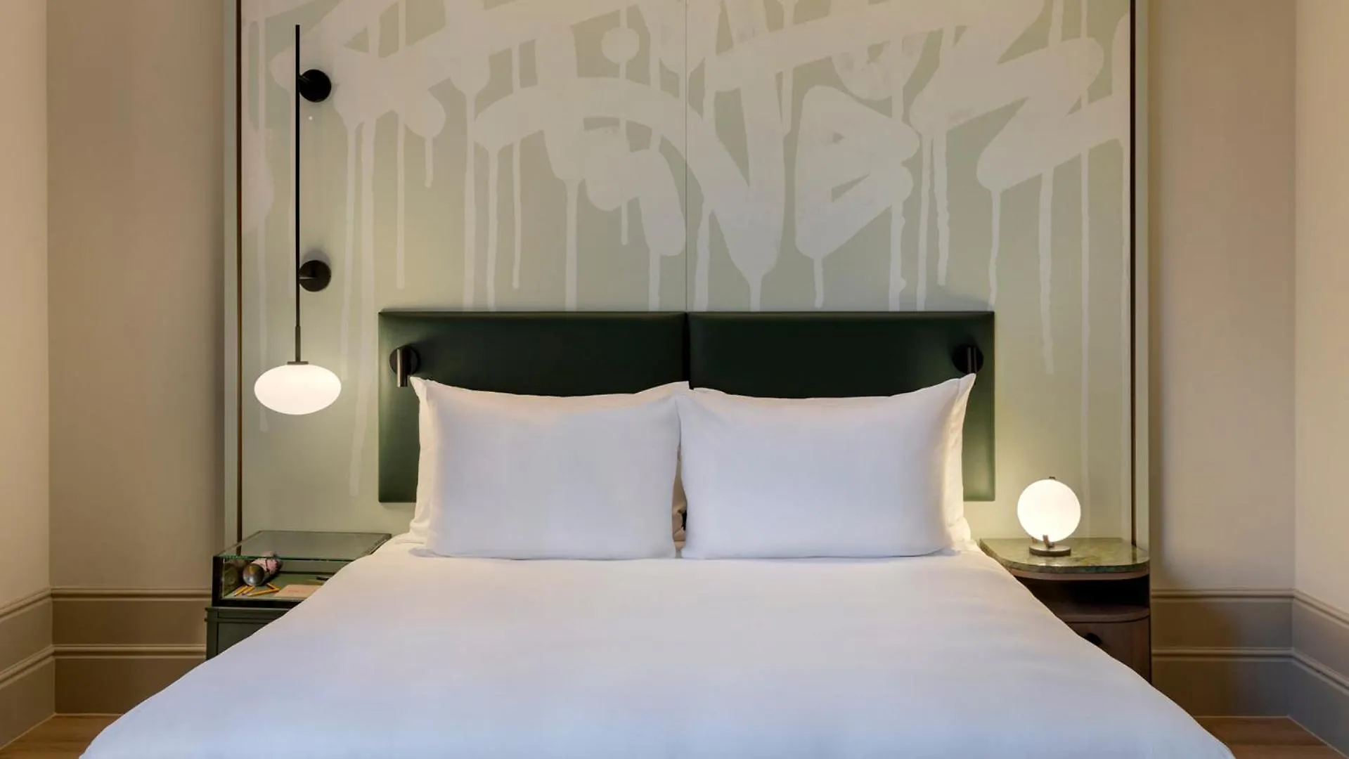 The College Hotel Amsterdam, Autograph Collection 5*, Амстердам Нидерланды