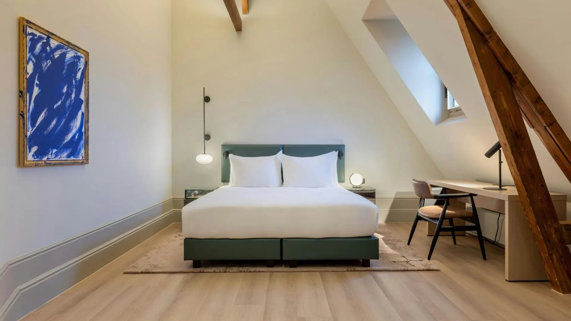 The College Hotel Amsterdam, Autograph Collection  Amsterdam